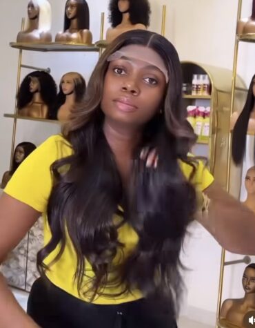 24inches 300g 5*5swiss brown highlights wavy wig