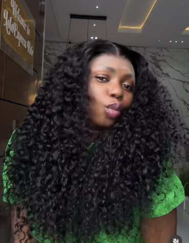 24inches 200g 13*6hd frontal wig