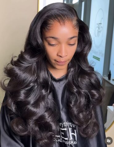 24inches layered 400g 13*6hd frontal wig