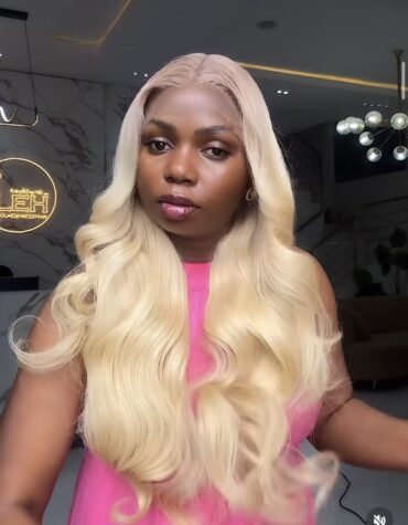 24inches 300g 13*6hd blonde frontal wig