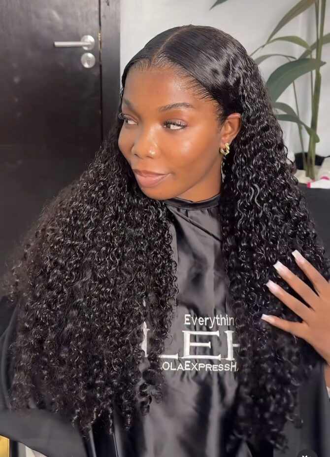 26inches 200g 13*6hd frontal wig
Pixie curls