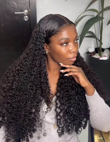 26inches 200g 13*6hd frontal wig
Pixie curls