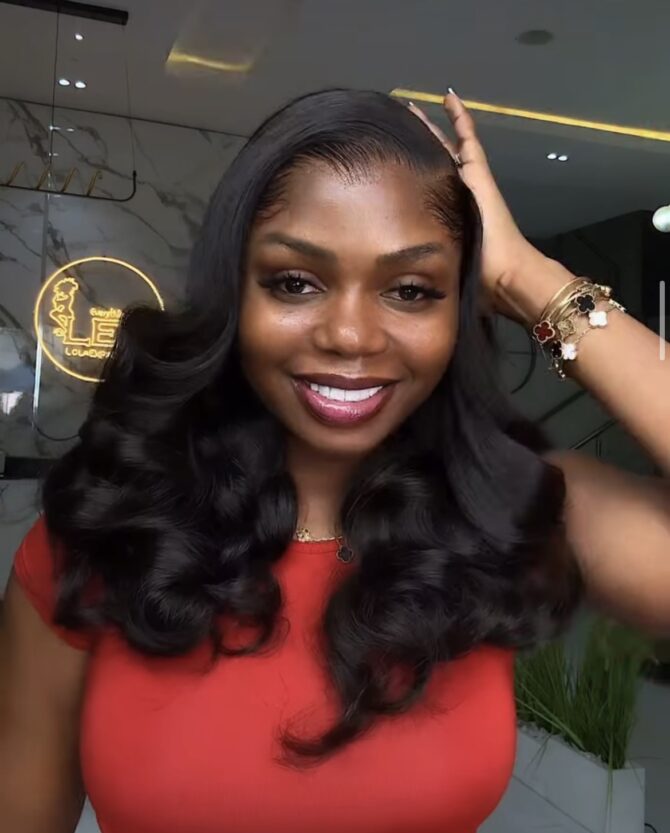 18inches 350g layered 13*6hd frontal wig