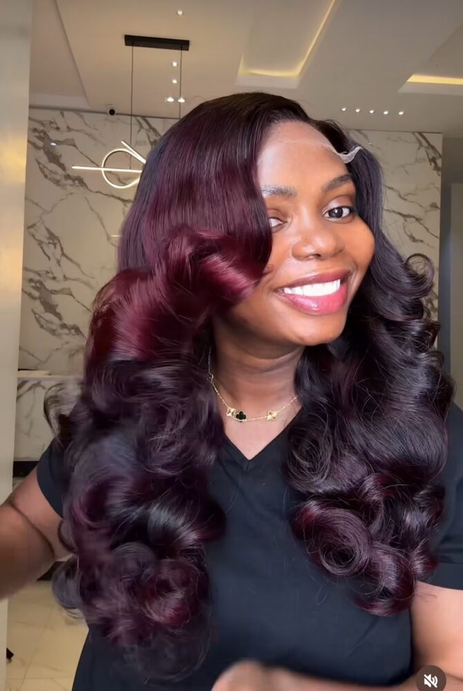 22inches 300g 6*6hd closure custom colored wig