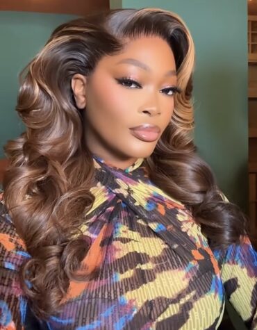 22inches 400g layered 13*6hd custom colored wig