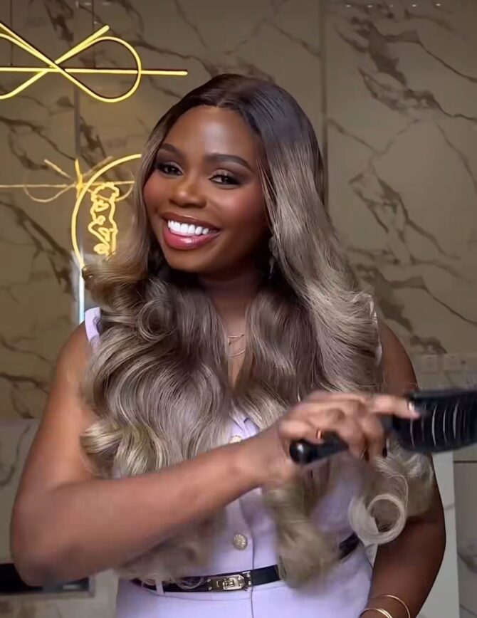 30inches 300g 5*5hd closure custom colored wig