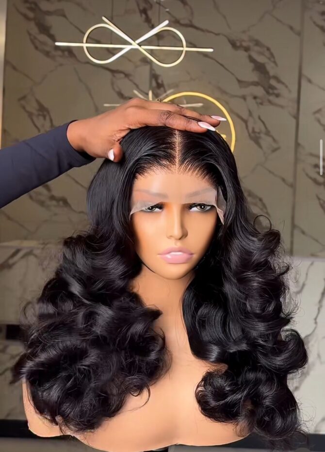 20inches layered 300g 5*5 wig