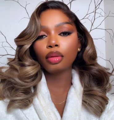 18inches 300g 6*6hd closure custom colored placed side