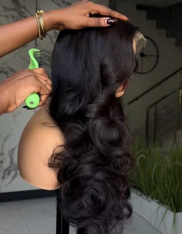 24inches 400g layered length 13*4hd closure wig