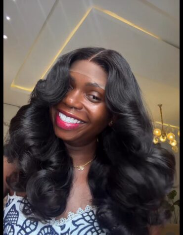 20inches 300g 5*5swiss closure wig