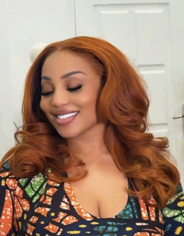 22inches layered 350g 13*6hd frontal custom colored wig
